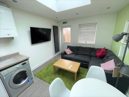 7 The Limes, Daisy Road, Birmingham, B16 9ED - Photo 3