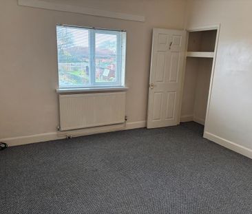 2 bedroom semi-detached house to rent - Photo 5