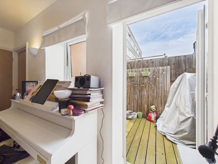 143a High Street, Bromley, BR1, London - Photo 3