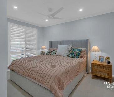 “Beautifully Renovated Villa in Sought-After Palmyra!” - Photo 4