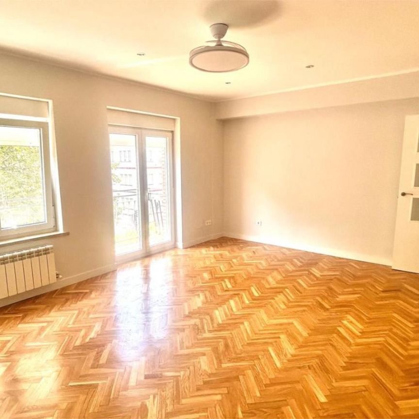 Piso de alquiler en Avenida de Portugal, 86, Salesas - Photo 1