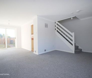 2 bedroom terraced house to rent - Photo 3