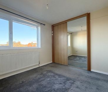 2 bedroom end of terrace house to rent - Photo 6