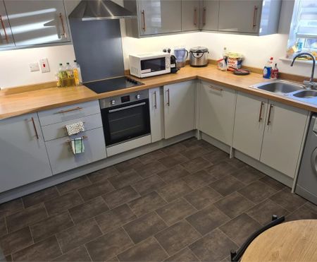 Room 1, 294c Mill Road, Cambridge - Photo 5