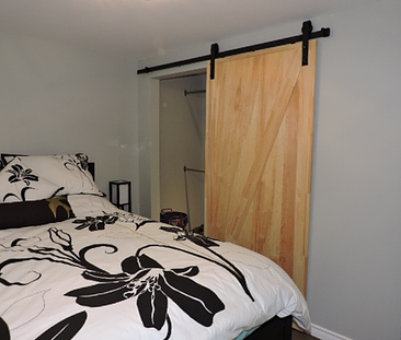 Furnished 2 Bedroom Basement Suite - Photo 3