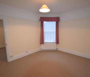 1 bedroom Apartment - High Street, Codicote - Photo 5