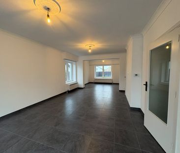 Volledig gerenoveerde woning met 3 slpks en tuin in Zepperen - Photo 4