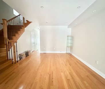 For Lease - 3682 Banff Court, Mississauga, Ontario - Photo 4