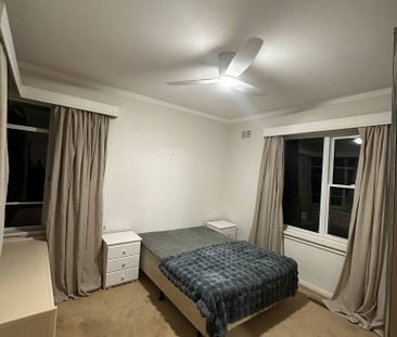 Moorabbin - Photo 2