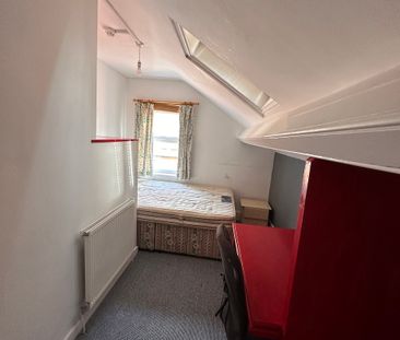 6 bedroom house - Photo 6