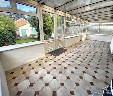 3 bedroom detached bungalow to rent - Photo 4