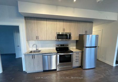 10 Meadowglen Place #311 - Photo 5