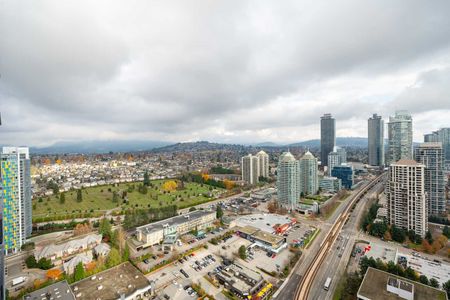 4168 Lougheed Hwy (36th Floor), Burnaby - Photo 2