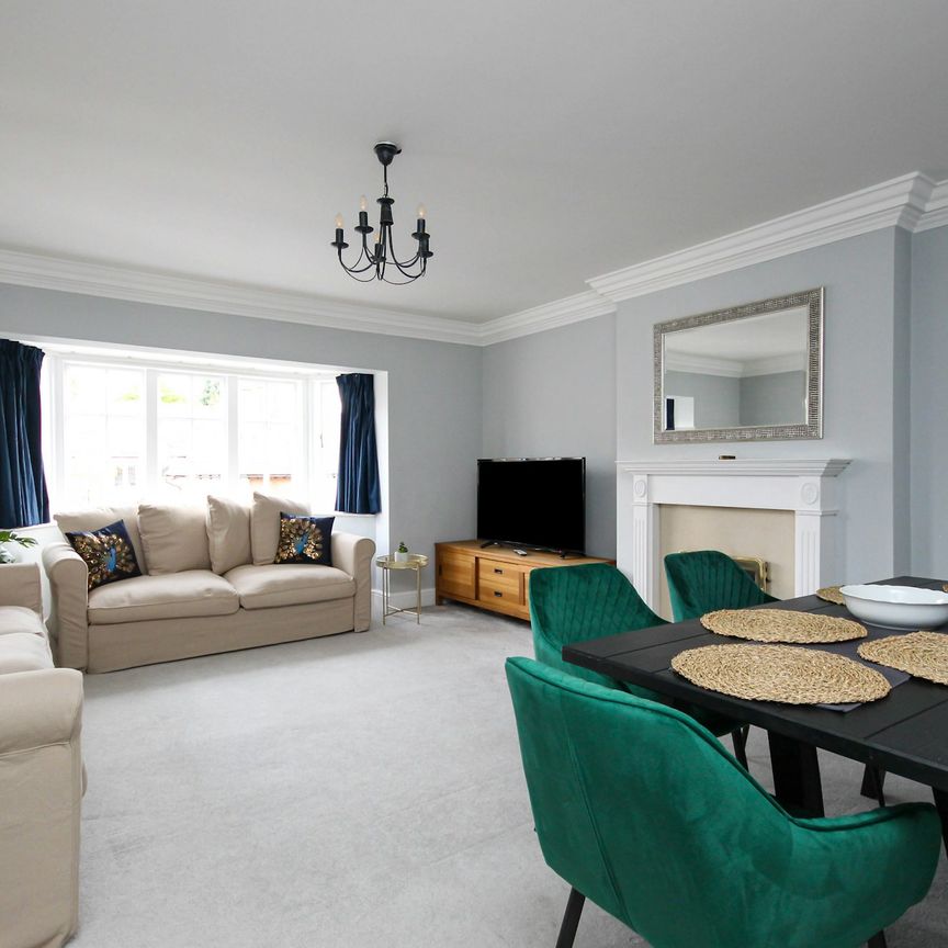 Avenue Road, St. Albans, Hertfordshire, AL1 3QG - Photo 1