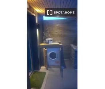 Studio for rent in Dublin, Ireland - Photo 4