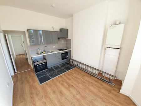 77 East Road, Longsight, Manchester, M12 - Photo 2