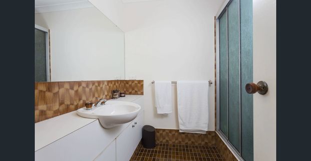 LOW MAINTENANCE 2 BED VILLA - Photo 1