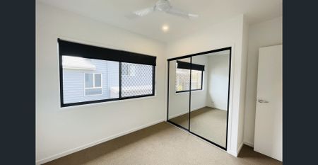 An Amazing House at Brentwood Forest Estate Bellbird Park - Photo 3