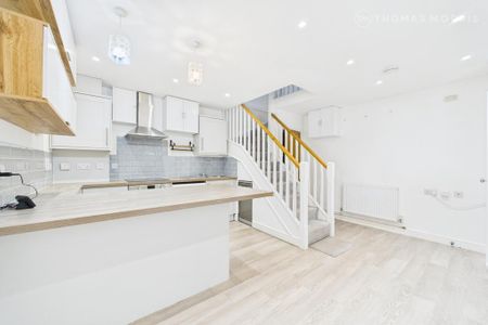 2 bedroom semi-detached house to rent - Photo 5