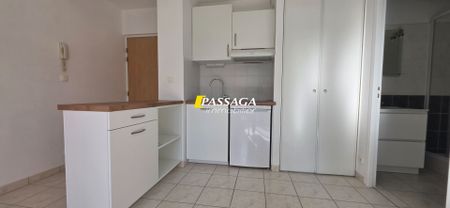 Location Appartement 2 pièces 32m² - Photo 2
