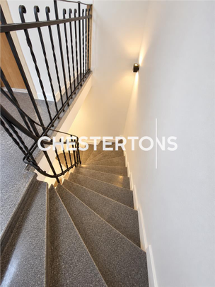 For Rent/Vila interbelica individuala /250 mp/curte, garaj/ Gara de Nord, Bucuresti - Photo 1