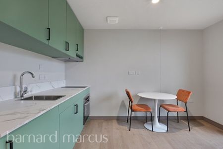 Victoria Road - Photo 2