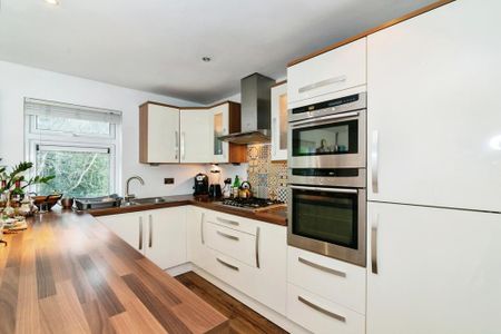 1 bedroom flat to rent - Photo 5