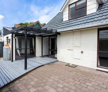Spacious & Private 4-Bedroom Home in Prime Upper Riccarton Location - Photo 5