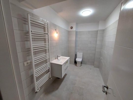 Inchirieri Apartamente 5+ camere Bucuresti - Fotografie 1