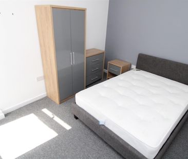 Room For Rent Park Street, Pontypridd - Photo 2