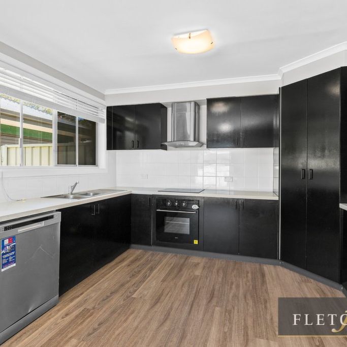 Spacious Home in North Nowra - Photo 1