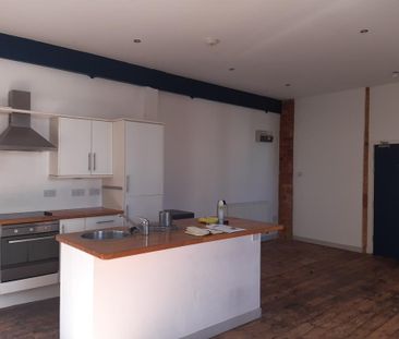 2 bedroom apartment to rent - Photo 4