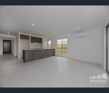 7 Finch Street, Ripley, Qld 4306 - Photo 5