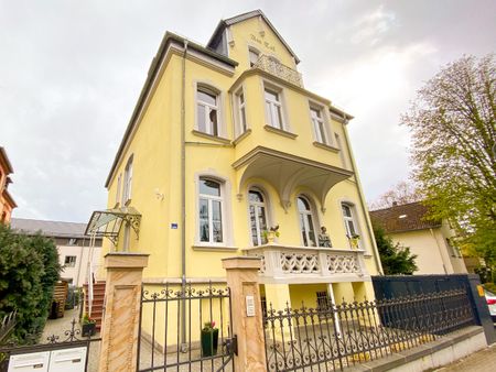 Voll möblierte Beletage Wohnung mit Balkon, Terrasse & Gartenmitbenutzung - Photo 4