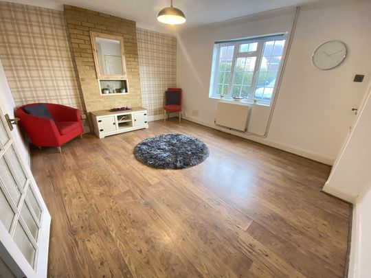 Commonfields, Harlow - Photo 1