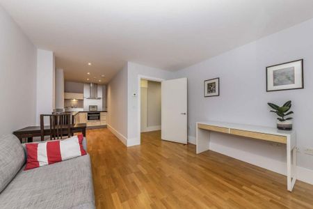 1 bedroom flat to rent - Photo 2