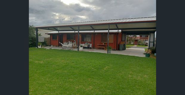 Cute as a Button in Silver Sands! - Photo 1