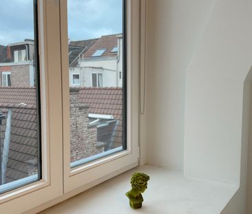 Op zoek naar een lichtrijk appartement in het historisch centrum va... - Photo 5