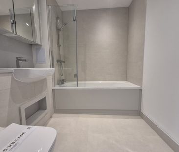 Hayes Village, UB3, Excelsa Court - Photo 4