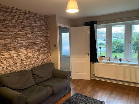 2 bedroom semi-detached house to rent - Photo 4