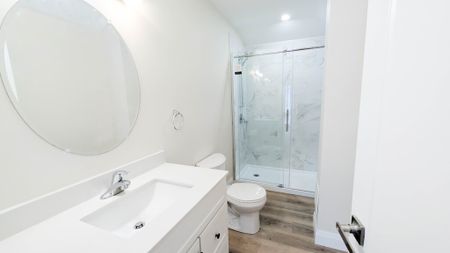 Newly Renovated 1 Bedroom apartment in St. Catharines! - Photo 4