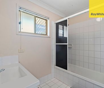 Brilliantly Located Townhouse with Solar - Photo 5