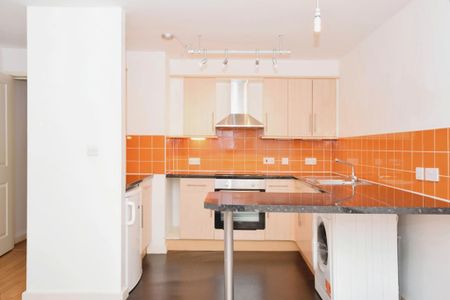 1 bedroom flat to rent - Photo 5