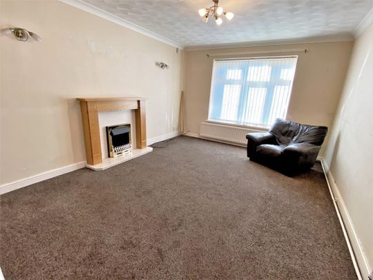 3 bedroom House To Let - Photo 1