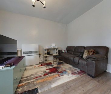 For Lease - 15 1/2 Forin Street, Belleville, Ontario - Photo 6