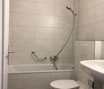 Bel appartement situé dans un quartier calme, proche du palais de B... - Photo 4
