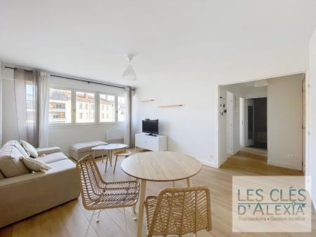 Location Appartement 2 pièces 44m² LYON 7ème - Photo 2