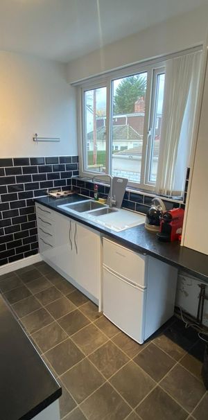 4 bed semi-detached bungalow to rent in Stanhope Gardens, Middlesbrough - Photo 1