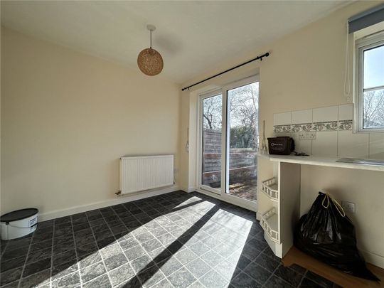 Sheridan Road, Burnham-on-Sea, Somerset, TA8 - Photo 1