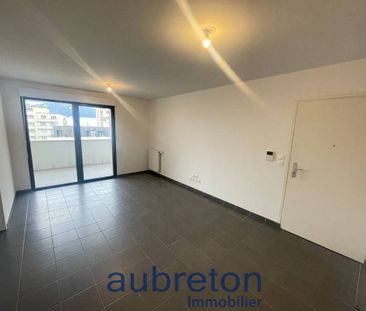 Location appartement Grenoble 38000 65.34 m² - Photo 1